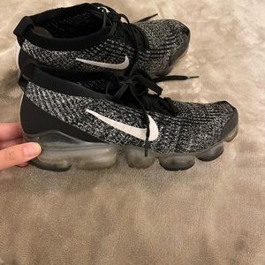 Vapormax woman shoes